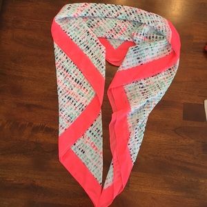 NWOT Prefect Spring or Easter Scarf!!